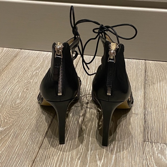 BRAND NEW Nine West black patent lace up sandals - Picture 7 of 7